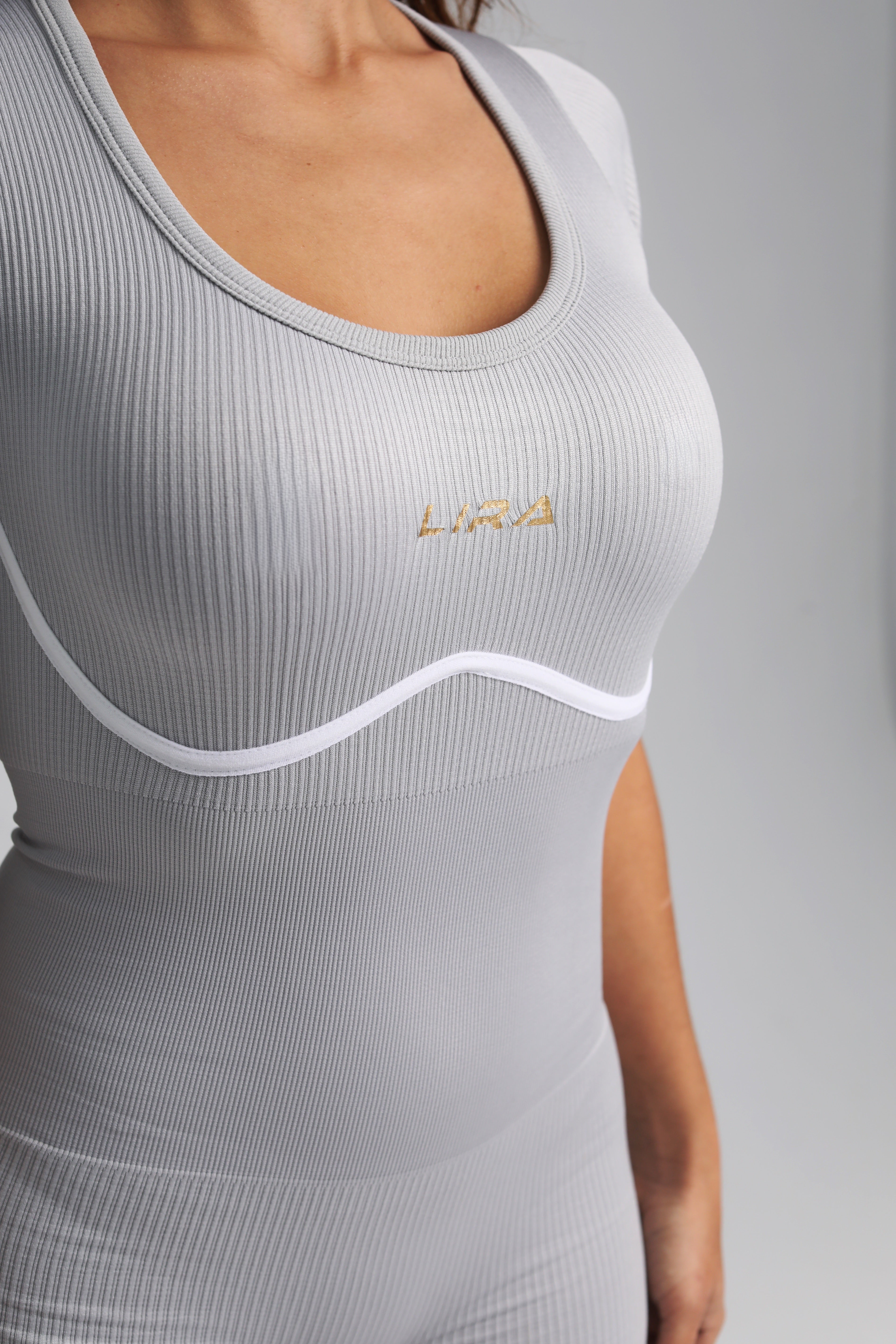 Enterizo corto Media Luna